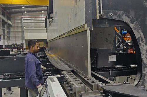 mais recente caso da empresa sobre Corte para o comprimento da linha, preme o freio, máquina de endireitar para Sarthak Electrical