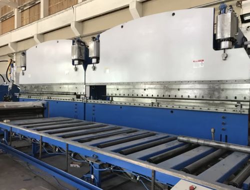 Últimas notícias da empresa sobre CNC Tandem Press Brake: Revolutionizing Precision Bending in Metalworking
