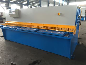 Máquina de corte hidráulica do desempenho seguro para o × 5000 da placa de aço 8 do corte