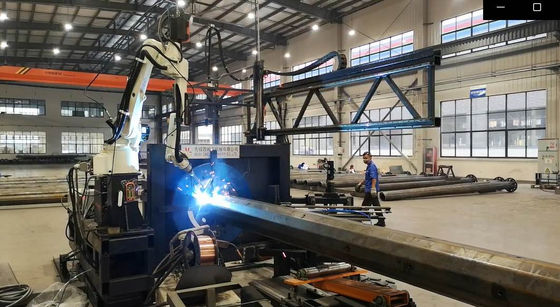 Máquina de soldar chapas de base robótica modelo RW-120/300
