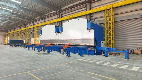 Prensa Dobradeira Hidráulica Tandem CNC com Força de Trabalho de 2X1200 Toneladas e Comprimento de Mesa de 2X6250mm para Longa Vida Útil
