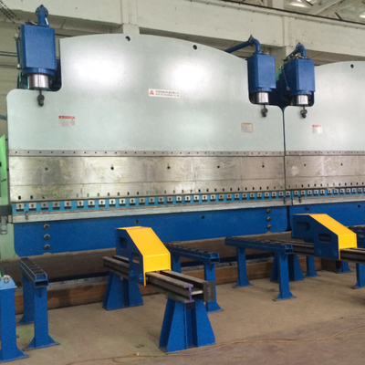 Prensa Dobradeira Hidráulica Tandem CNC com Força de Trabalho de 2X1200 Toneladas e Comprimento de Mesa de 2X6250mm para Longa Vida Útil