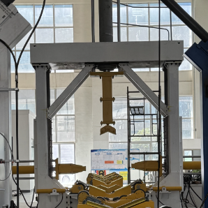 Máquina de endireitação de monopólio hidráulico 1200KN para 5G endireitação de pólo empalhamento remodelação