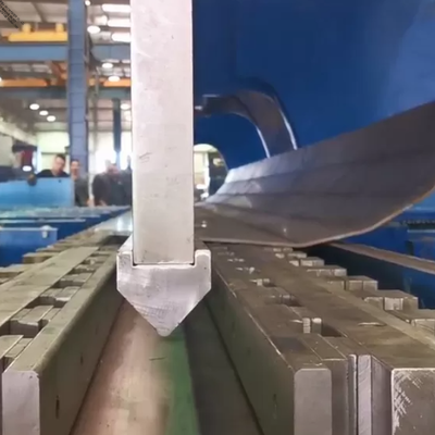 Prensa dobradeira tandem CNC para serviço pesado 2 × 650Ton 7M para produção de poste de luz cônico e octogonal longo