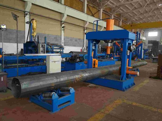 pólo claro grande de 1000mm próximo e que endireita a máquina para a torre da transmissão