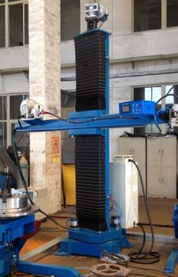 Máquina de soldadura automática com tracção de elevação vertical de 4000 mm e diâmetro aplicável de 700-4000 Φ mm para a soldadura de grandes tubos de água